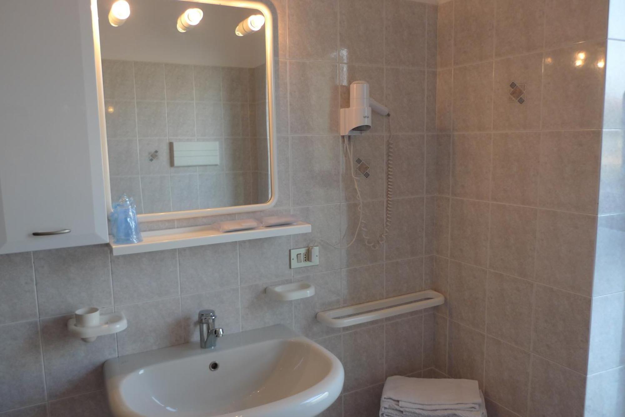 Albergo Simonati Povegliano Veronese Ngoại thất bức ảnh